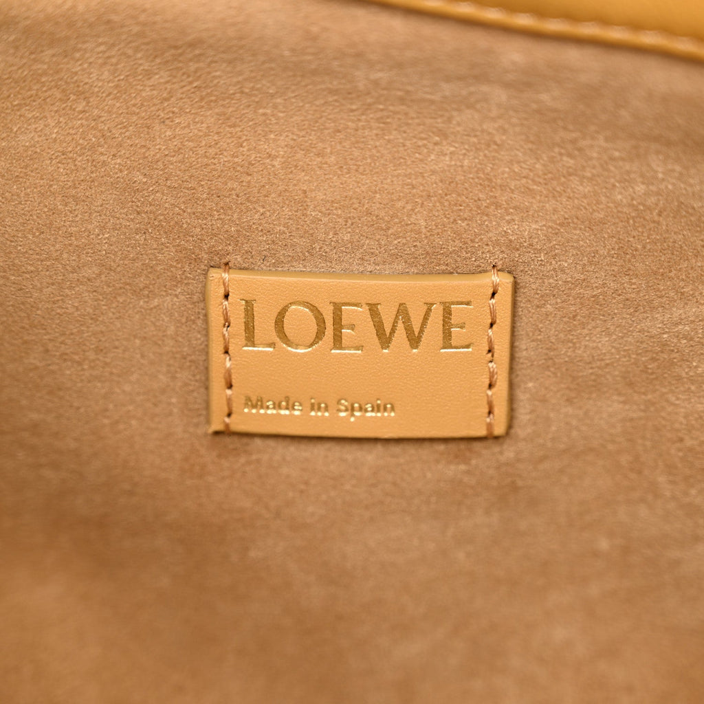 Mellow Nappa Donut Medium Chain Flamenco Knot Clutch Sahara