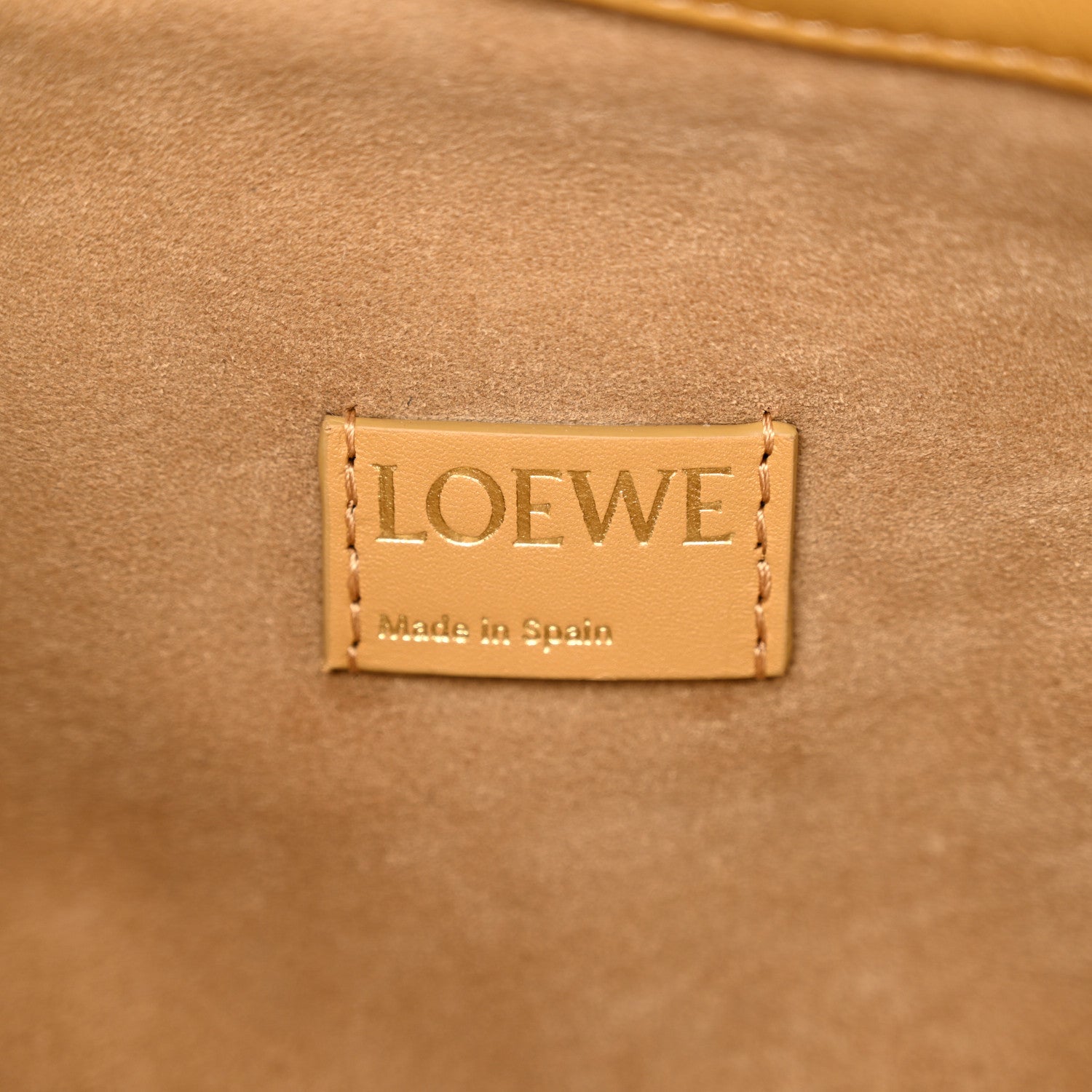 Mellow Nappa Donut Medium Chain Flamenco Knot Clutch Sahara