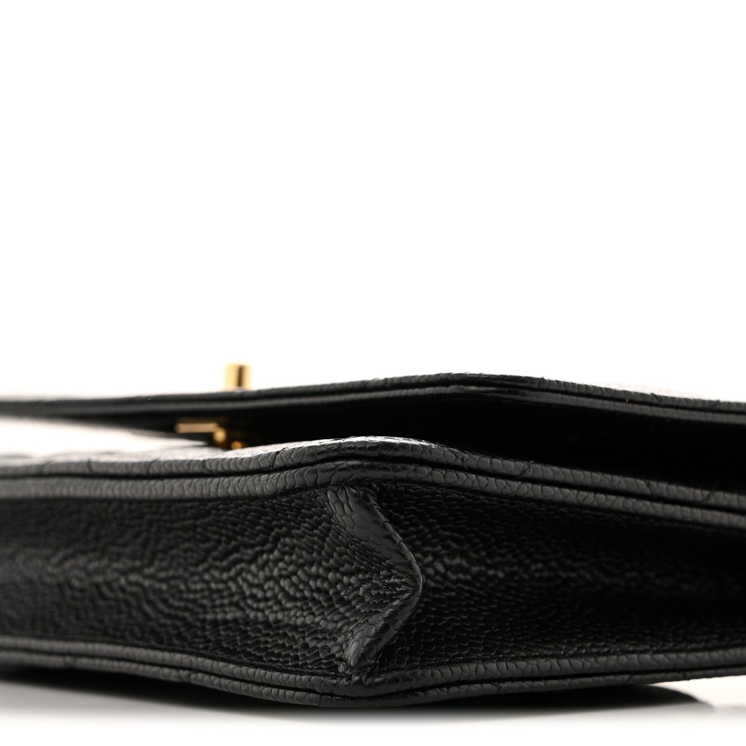 Caviar Quilted CC Turnlock Wallet On Chain WOC Black