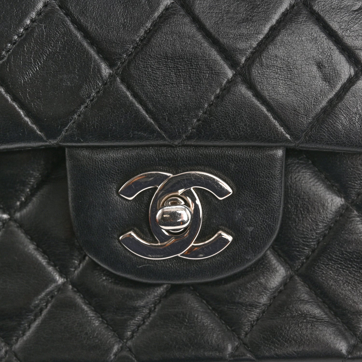Lambskin Quilted Medium Double Flap Black