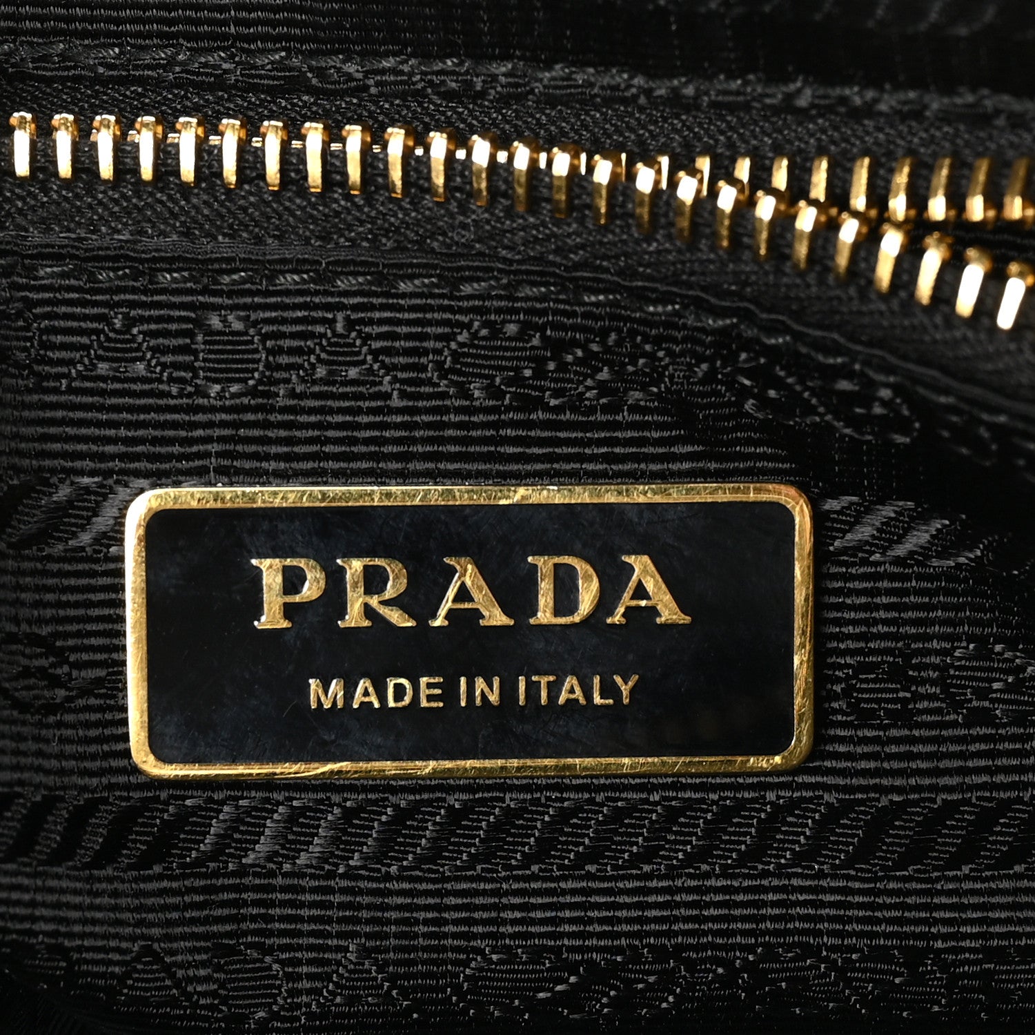 Glossy Calfskin Triangle Large Bonnie Shoulder Bag Black