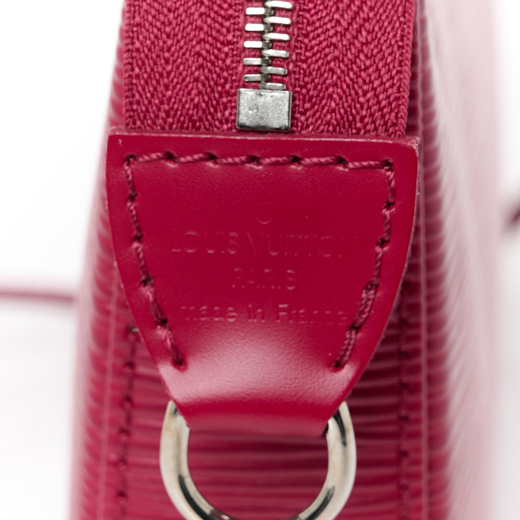 Epi Pochette Accessories NM Fuchsia
