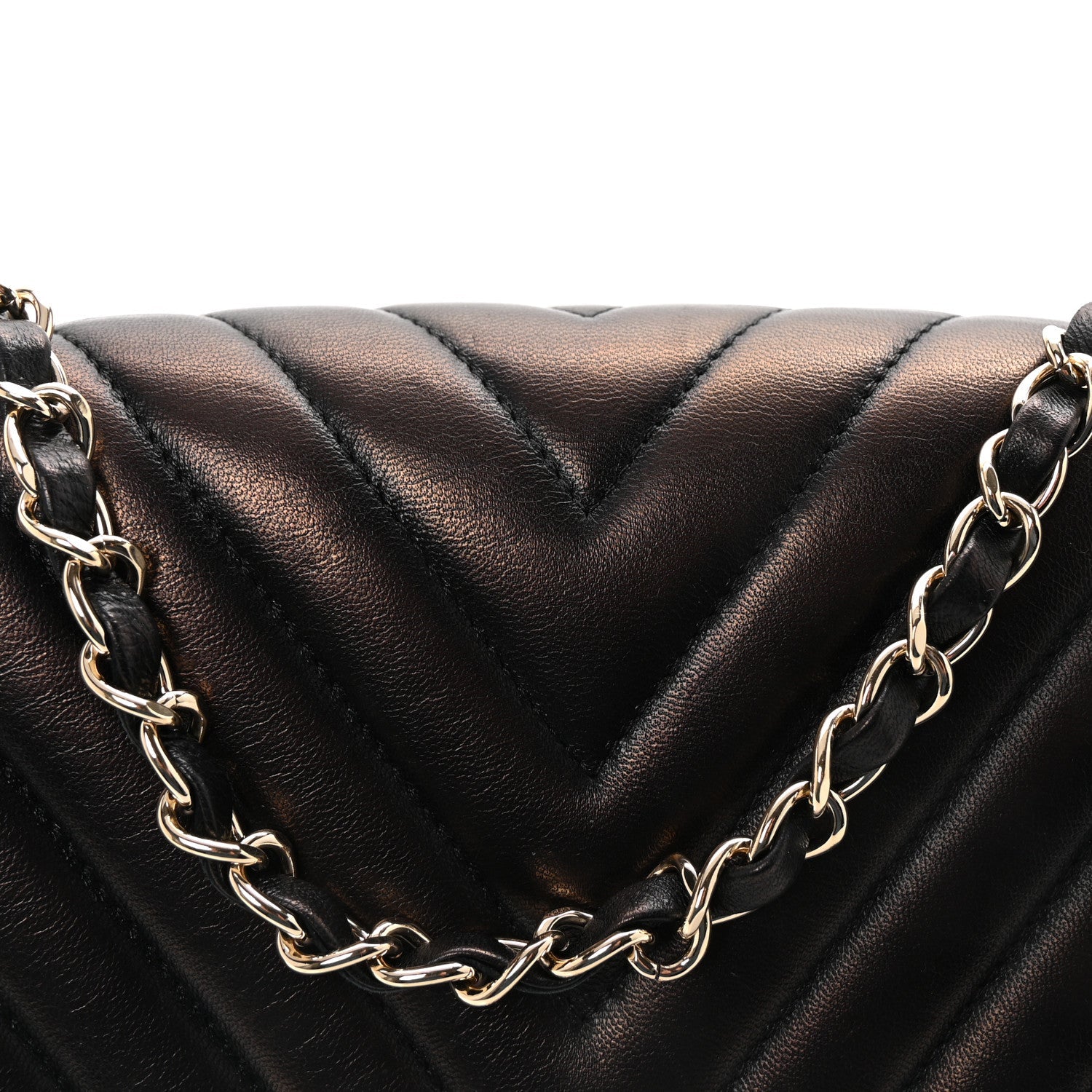 Iridescent Lambskin Surpique Chevron Medium Flap Black