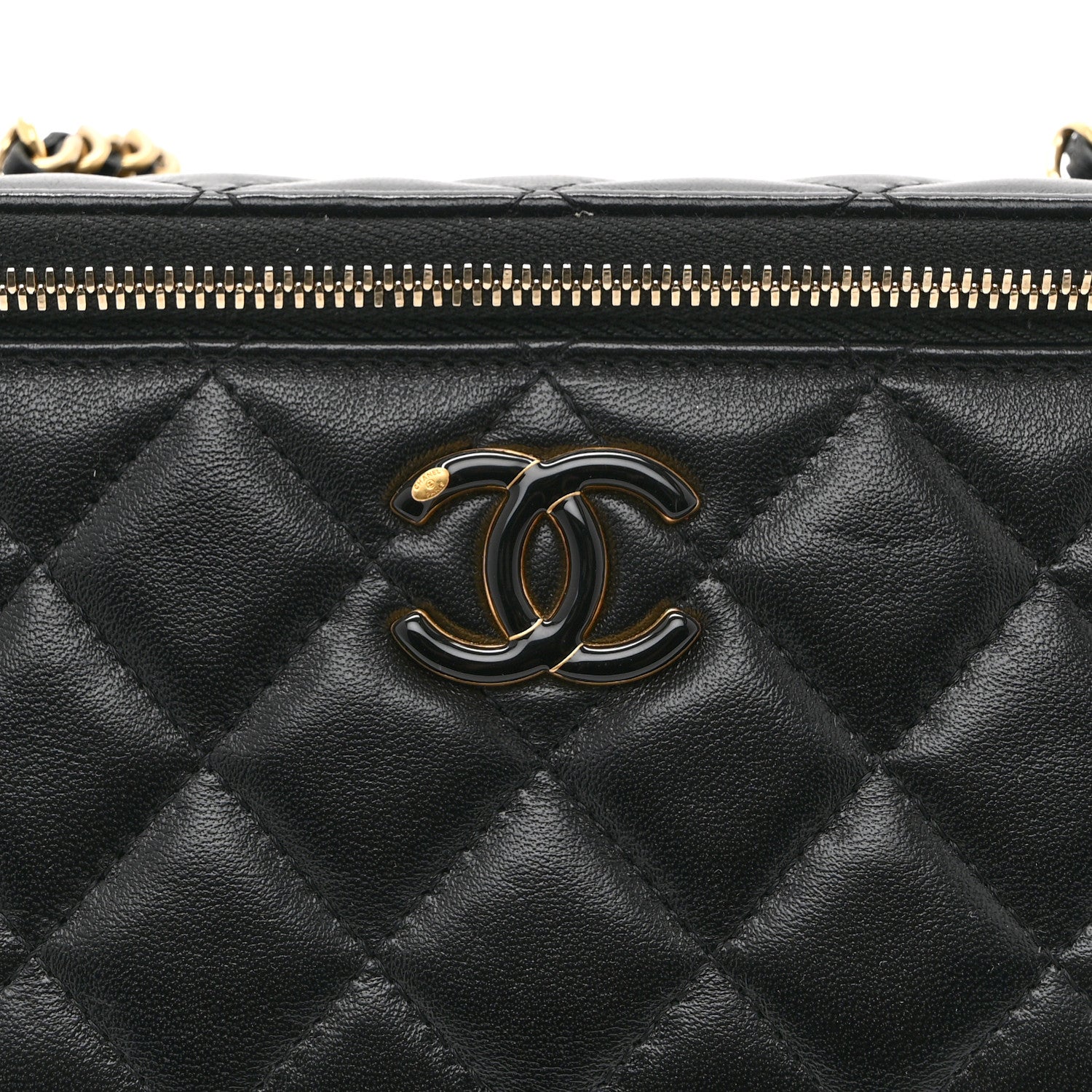 Lambskin Enamel Quilted Small Vanity Case With Chain Black