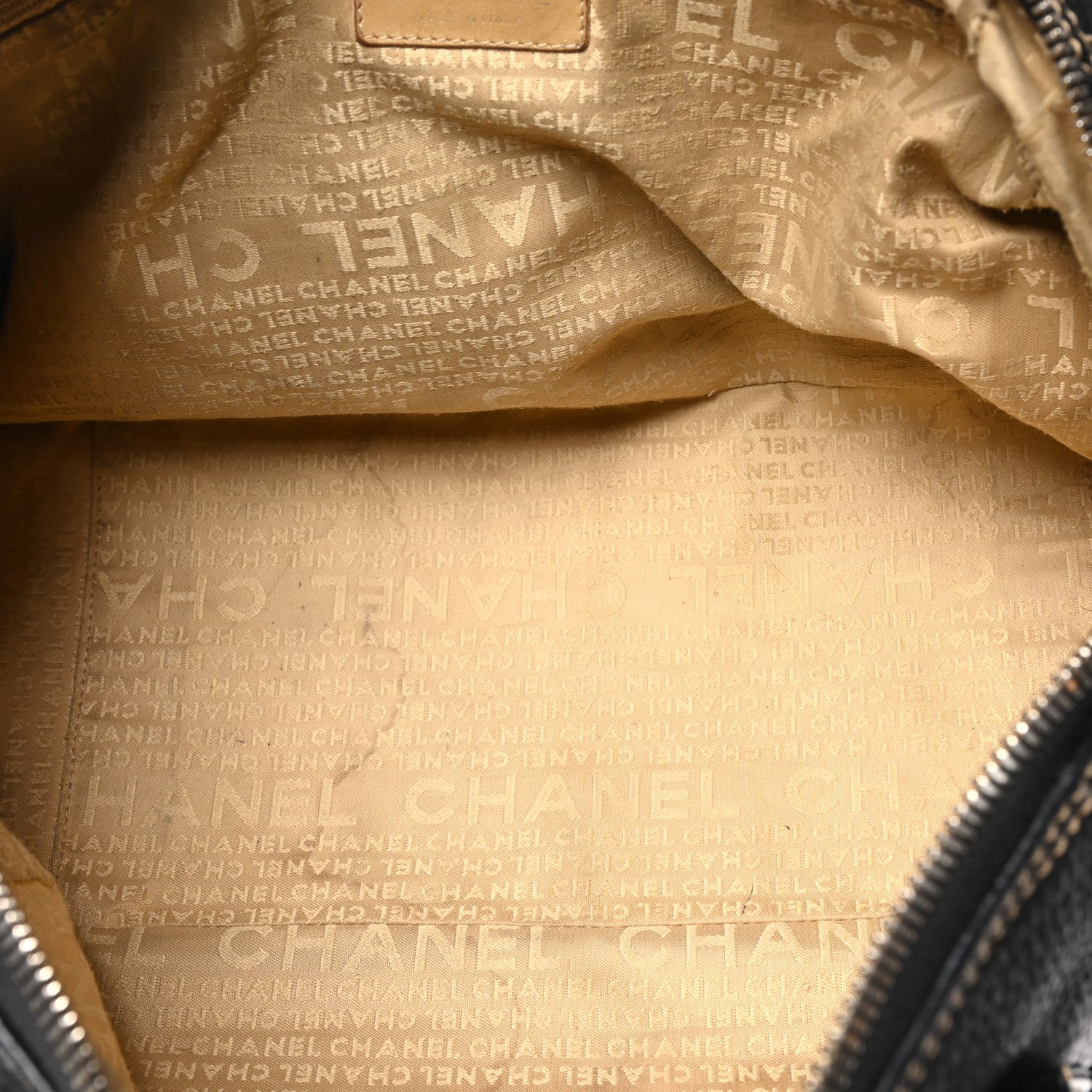 Calfskin Tassel Bowler Black