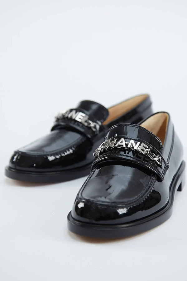 Chanel Shiny Patent Calfskin Loafers (Black)